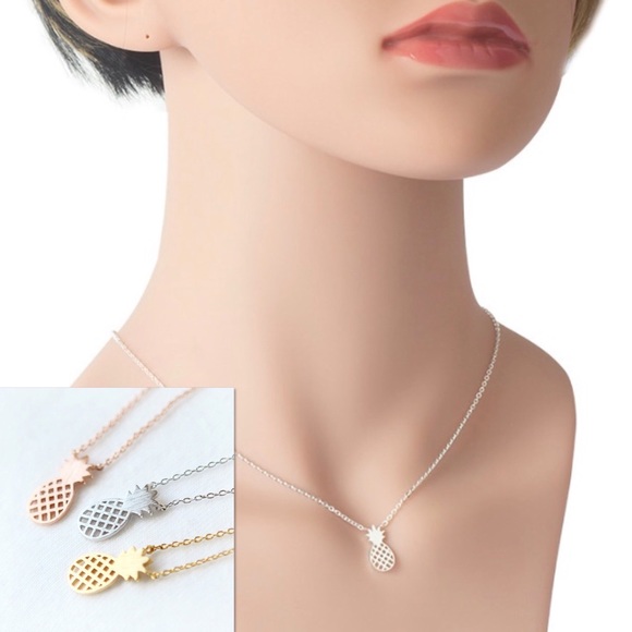 Delicate pineapple STAINLESS STEEL necklace - Picture 8 of 9